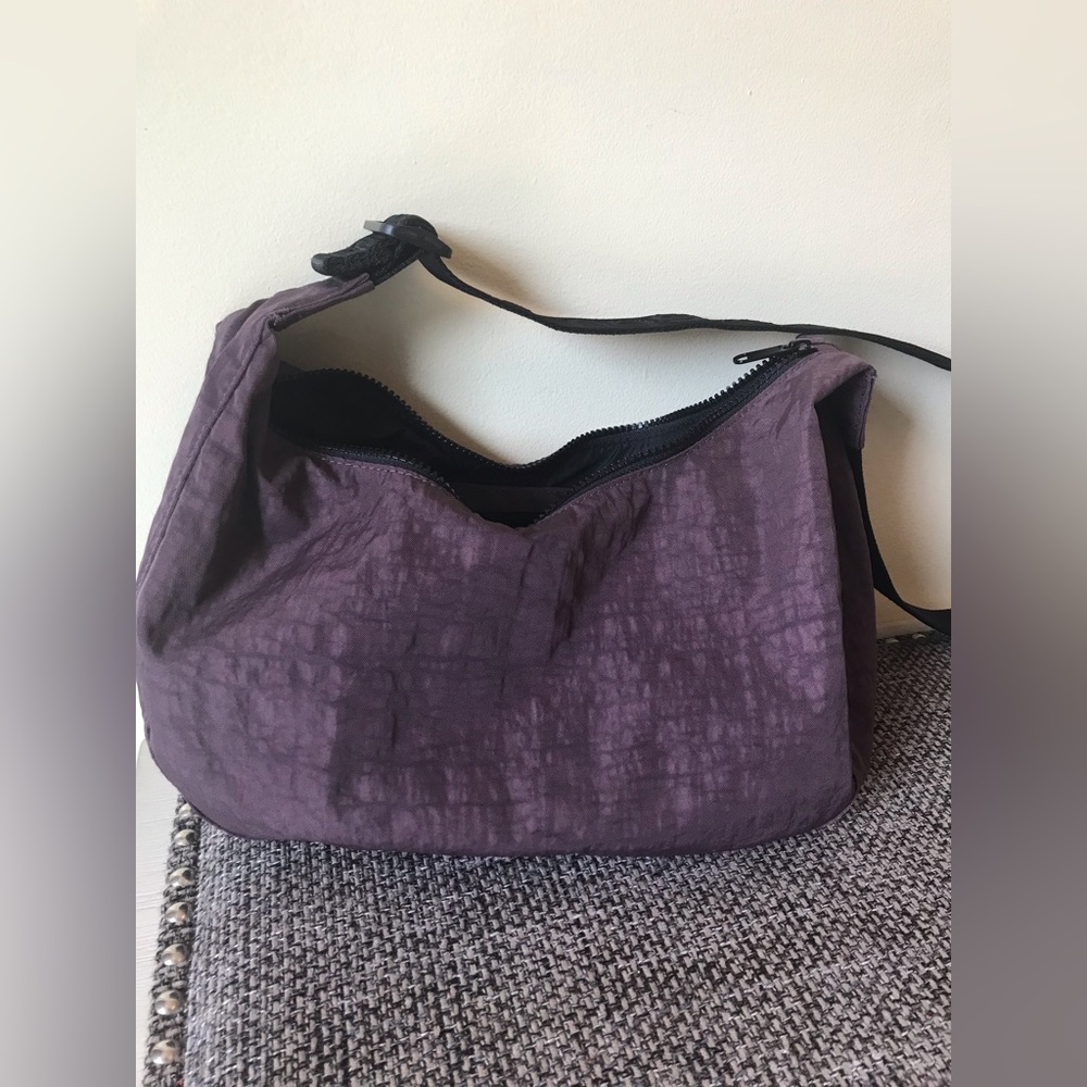 Baggu Raisin Medium Crescent